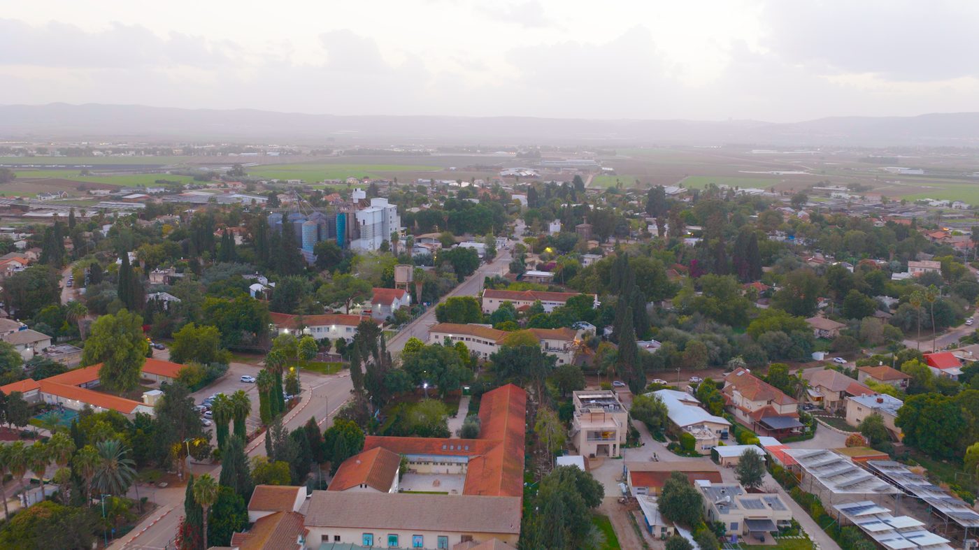 החיים והלמידה בכפר